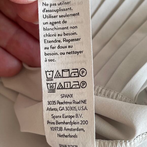 Spanx Yes Pleats‎ Tee Top Womens Size S White Cloud Tennis Prep Pickleball Nwt - Picture 8 of 8